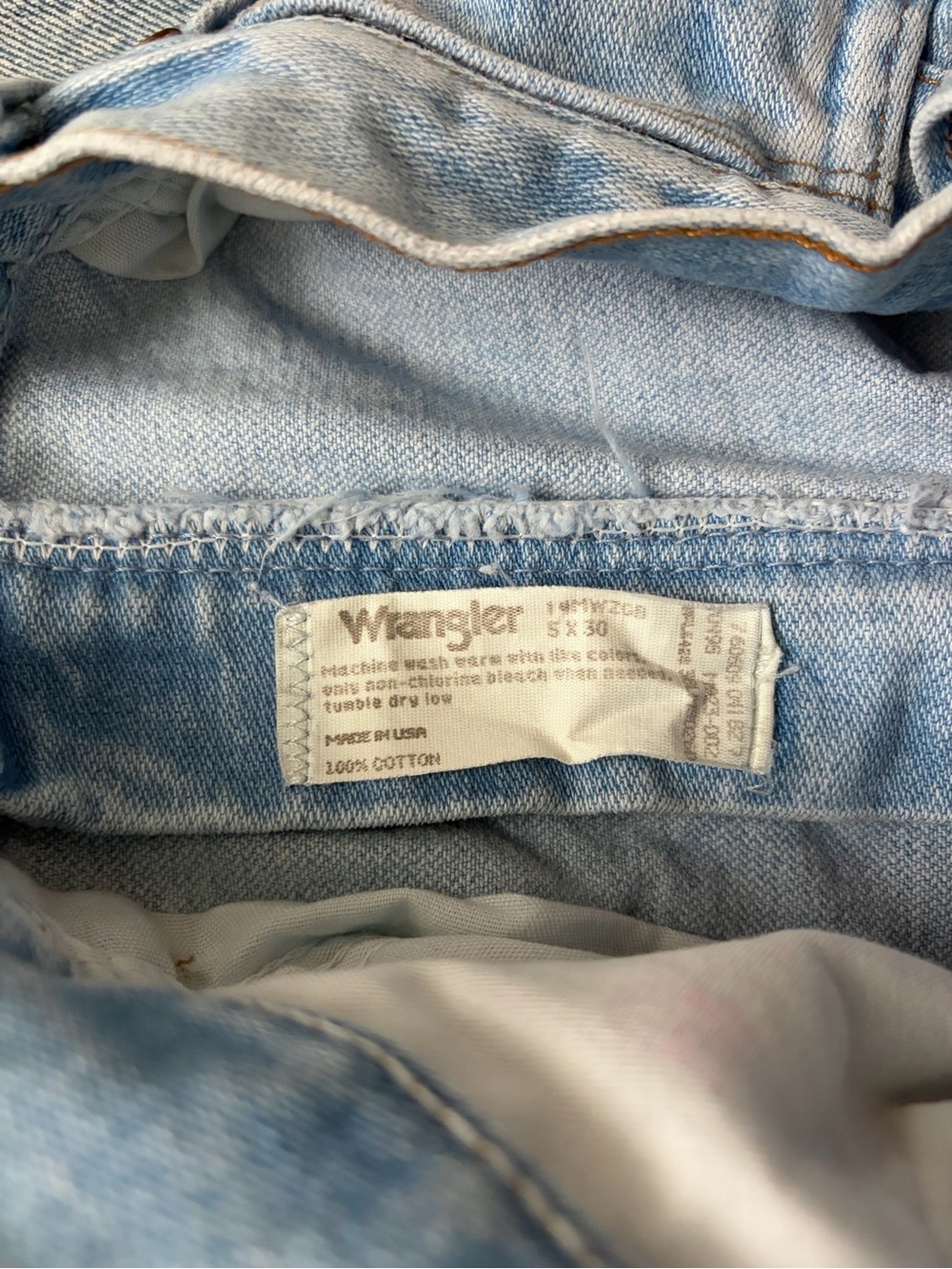 Wrangler 90s vintage jeans made in USA light wash faded denim 26x29 - Picture 4 of 11